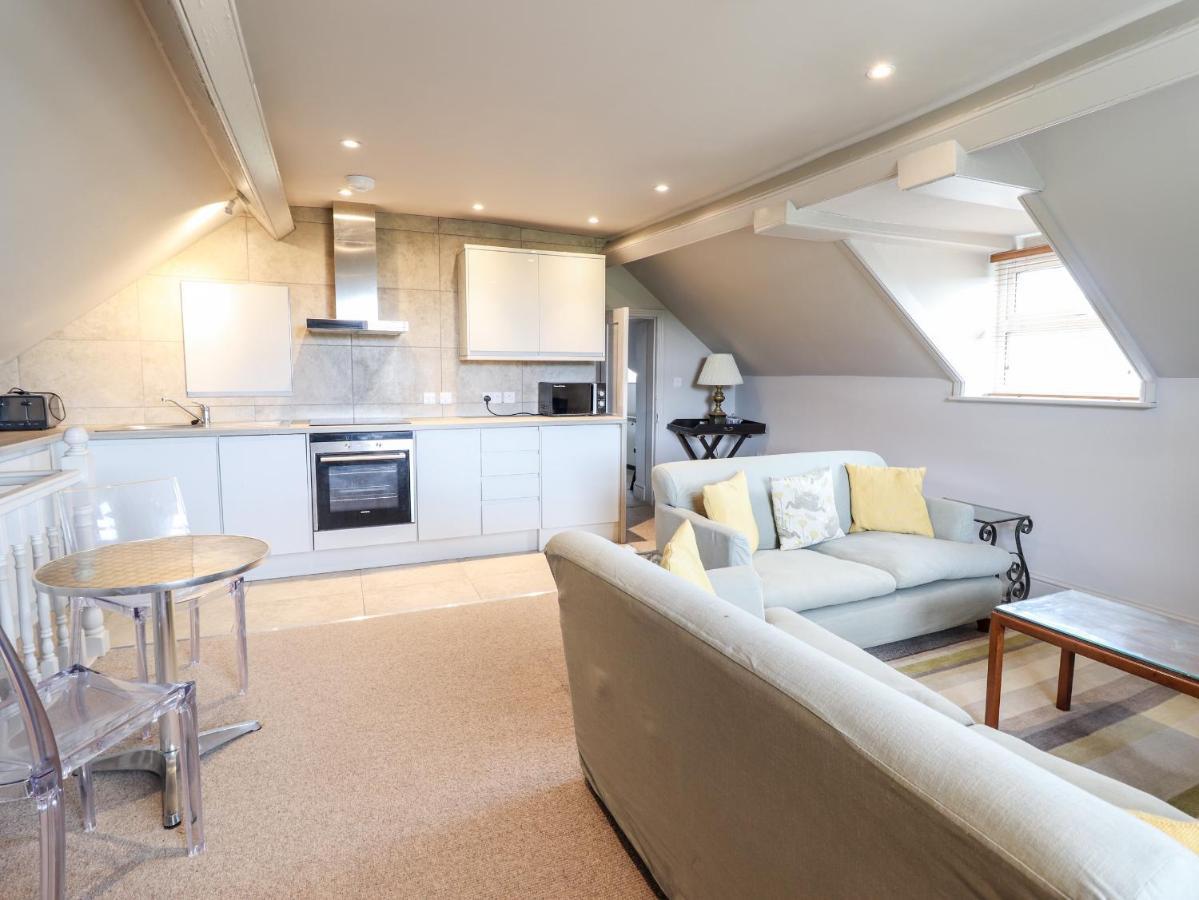 Rock House Apartment Newtown  Bagian luar foto
