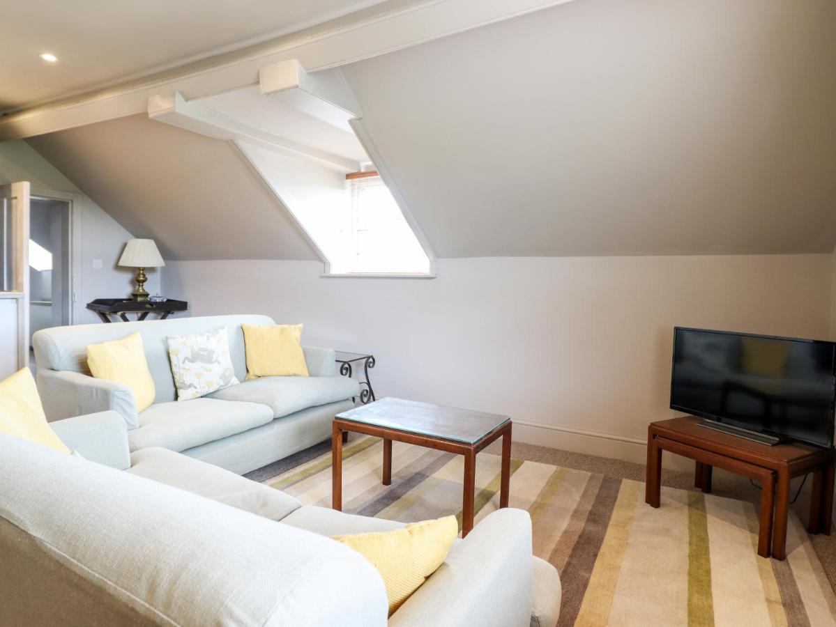 Rock House Apartment Newtown  Bagian luar foto