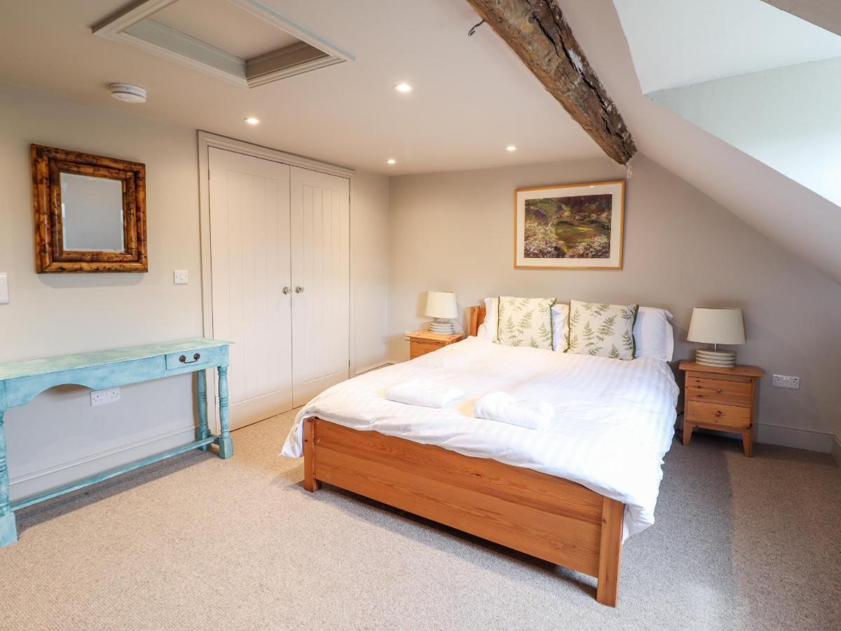 Rock House Apartment Newtown  Bagian luar foto