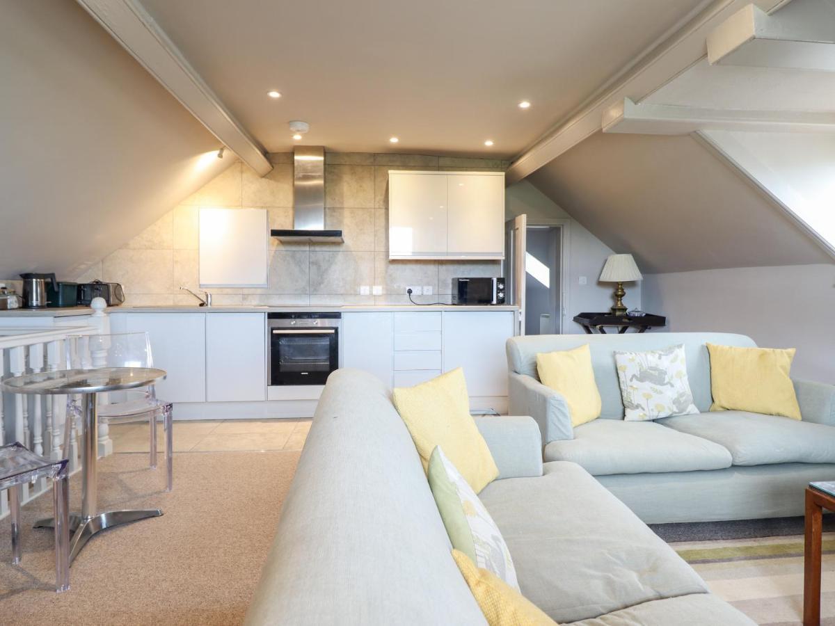 Rock House Apartment Newtown  Bagian luar foto
